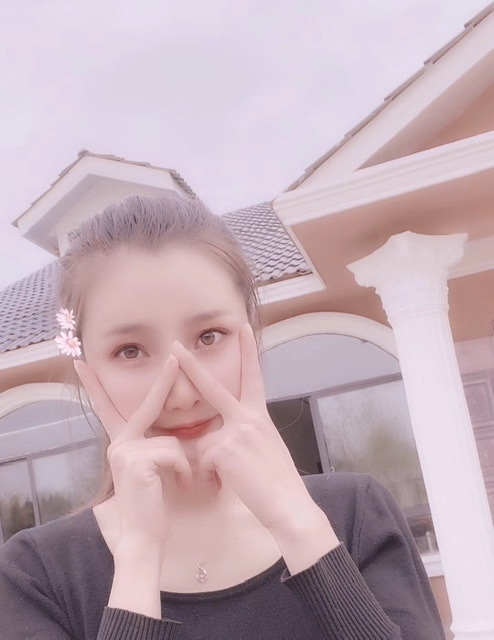 小媛的第一张照片--台北王婆说媒