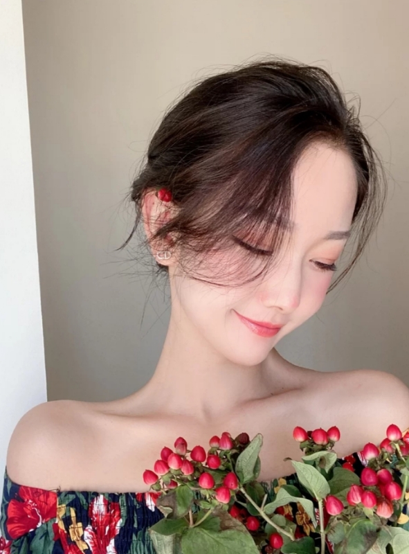 小诗vanessa的第二张照片--台北王婆说媒