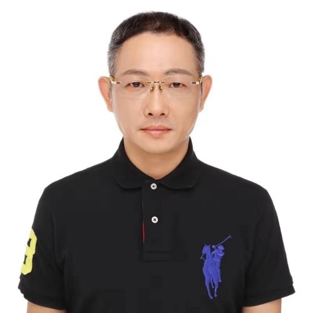 邱先森的第一张照片--台北王婆说媒