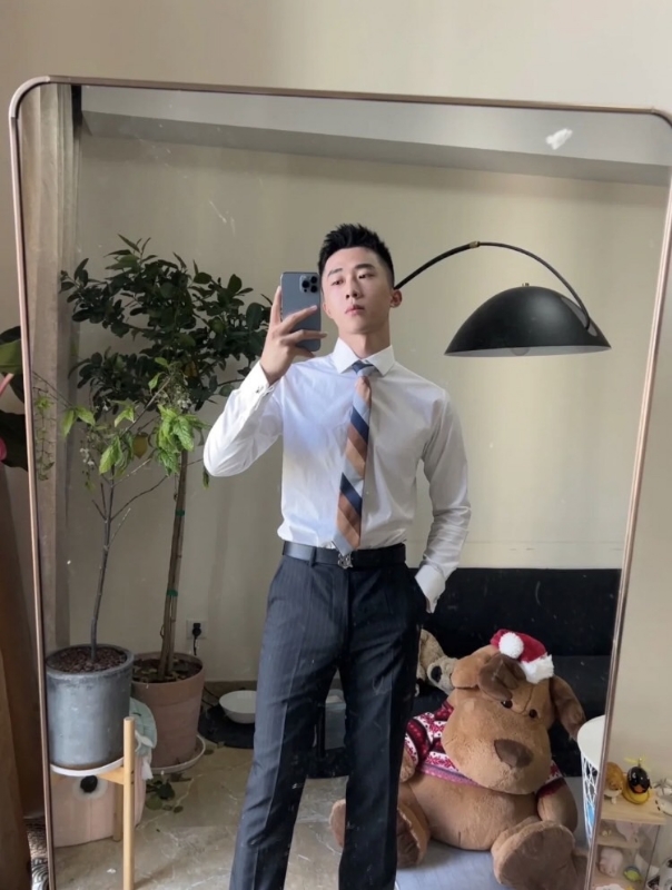 张浩的第一张照片--台北王婆说媒