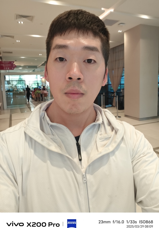 銪哲的第三张照片--台北王婆说媒
